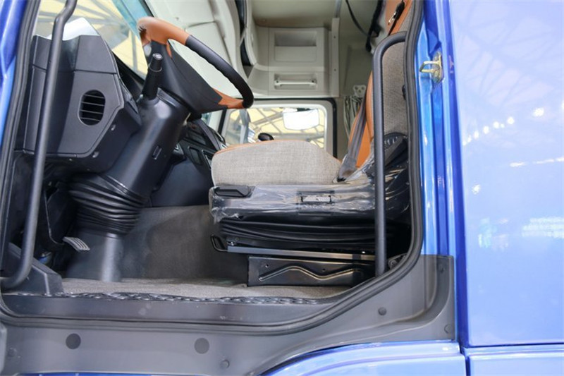 福田 歐曼EST 6系重卡 510馬力 國(guó)五6X4牽引車(高地板)(BJ4259SNFKB-AA)