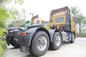 華菱 漢馬H7重卡 460馬力 6X4 國(guó)五牽引車(HN4250H46C4M5)