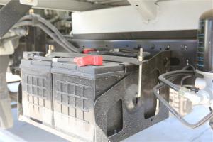 飛碟締途 DX 樂享版 1.9L 102馬力 國五3.95米單排欄板微卡(FD1040D66K5-3)
