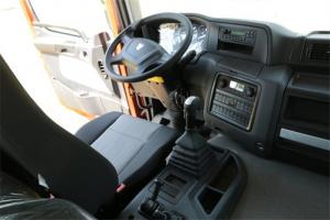 聯(lián)合卡車 U系重卡 550馬力 6×4 國五牽引車（QCC4252D654-3）