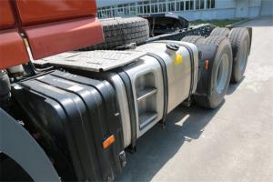 聯(lián)合卡車 U系重卡 550馬力 6×4 國五牽引車（QCC4252D654-3）