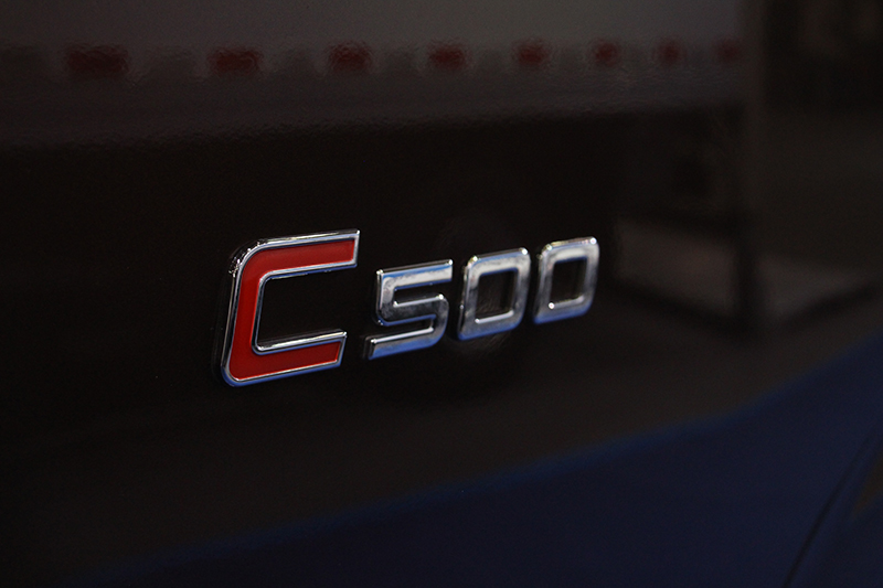 上汽躍進 C500-33 156馬力 4×2 國五 冷藏車 紀念版