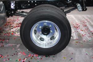 上汽躍進 快運C500-33 150馬力 4×2 國六 載貨車底盤（SH1043ZFDDWZ1）