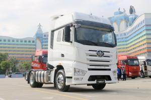 一汽解放 J7重卡 550馬力 4X2 國五AMT自動(dòng)擋牽引車(白色)(CA4180P77K25E5)