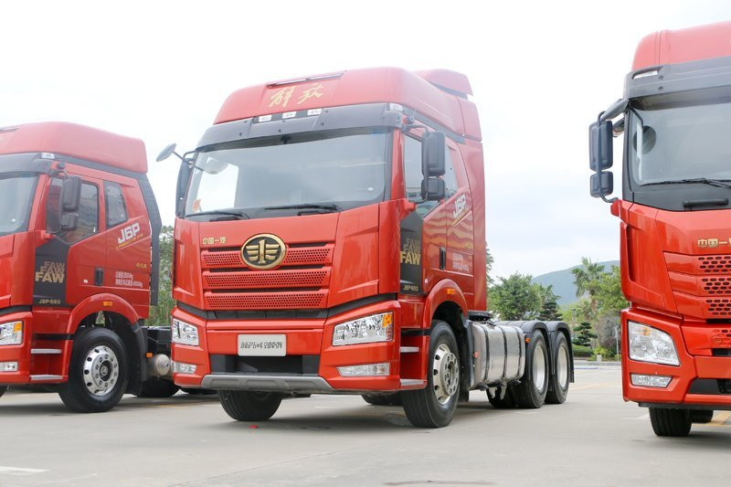 一汽解放 新J6P重卡 領航標載版 新南方款 500馬力 6X4 國五牽引車(CA4250P66K25T1A1E5)