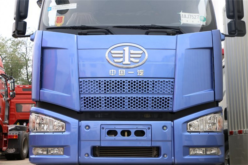 一汽解放 J6M重卡 280馬力 4X2 國(guó)五牽引車(chē)(10擋)(CA4180P63K1A1E5)
