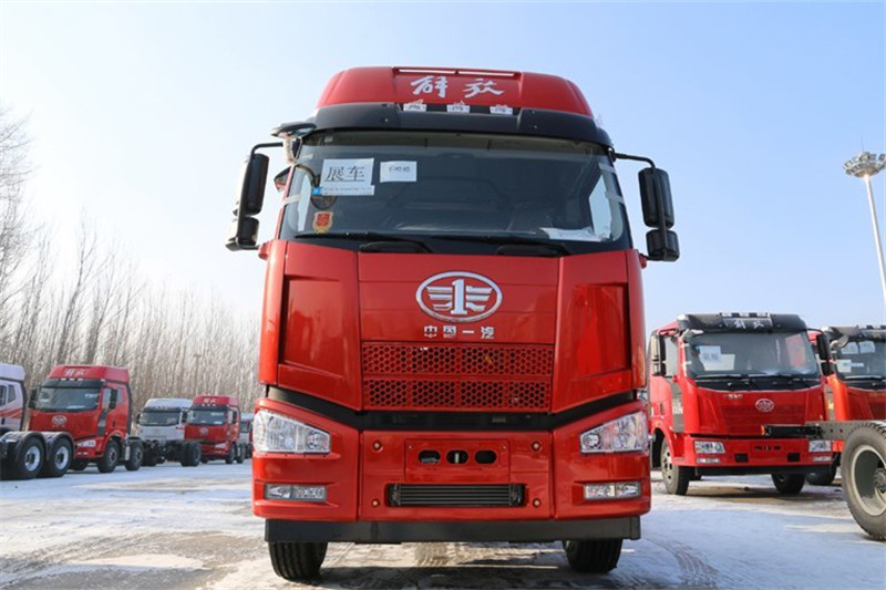 一汽解放 J6M重卡 320馬力 4X2 國(guó)五牽引車(chē)(CA4180P63K1A1E5)
