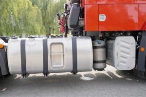 一汽解放青汽 JH6+重卡 生活艙版 500馬力 6X4 國五AMT牽引車(CA4250P33K25T1E5A80)