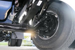 一汽解放青汽 天V重卡 400馬力 6X4 國五LNG牽引車(3.7速比)(CA4258P2K15T1NE5A80)