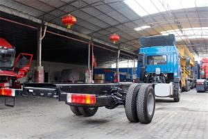 一汽解放青汽 龍V中卡 160馬力 4X2 7.65米 國五廂式載貨車(CA5160XXYPK2L5E5A80-3)