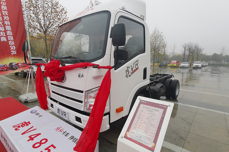 一汽解放輕卡 虎VR 88馬力 4×2 國五 載貨車底