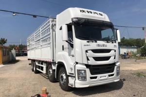 慶鈴 五十鈴巨咖 350馬力 8X4 9.4米 國(guó)五倉(cāng)柵式載貨車(QL5310CCYU1VDHJ)