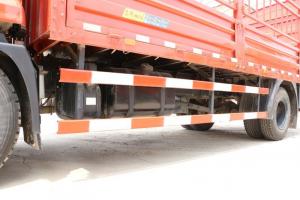 東風(fēng)商用車 天錦VR 180馬力 4X2 6.75米 國五倉柵式載貨車(DFH5180CCYBX3JV)