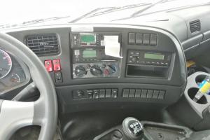 東風(fēng)商用車 天龍VL重卡 245馬力 6X2 9.6米 國五廂式載貨車(DFH5250XXYAX1V)