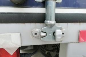 東風(fēng)商用車 天龍KL重卡 465馬力 8X4 9.6米 國(guó)五欄板載貨車(超速擋)(DFH1310A1)