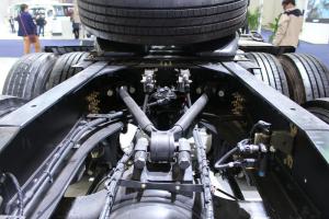 東風(fēng)商用車 天龍旗艦KX 2018款 520馬力 6X4 國五牽引車(東風(fēng)14擋)(DFH4250C2)