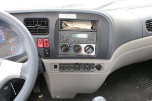 東風(fēng)商用車 天錦 140馬力 4X2 5.2米 國五載貨車底盤(DFH1100B)