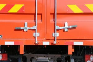東風(fēng)商用車 天錦中卡 160馬力 4X2 6.75米 國五倉柵式載貨車(DFH5160CCYBX1JV)