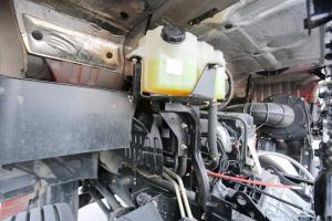 東風(fēng)商用車 天龍重卡 輕贏版 350馬力 8X4 9.6米 國五欄板載貨車(DFH1310A1)