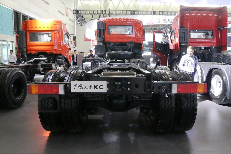 東風(fēng)商用車 天龍KC重卡 430馬力 8X4 7米 國六自卸車(DFH3310A15)