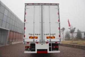 中國(guó)重汽 汕德卡SITRAK C5H重卡 310馬力 9.6米廂式 國(guó)五載貨車(chē)(ZZ5186XXYN711GE1)