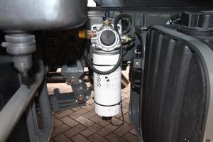 中國(guó)重汽 汕德卡SITRAK C5H重卡 310馬力 9.6米廂式 國(guó)五載貨車(chē)(ZZ5186XXYN711GE1)