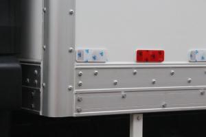 中國(guó)重汽 汕德卡SITRAK C5H重卡 310馬力 9.6米廂式 國(guó)五載貨車(chē)(ZZ5186XXYN711GE1)