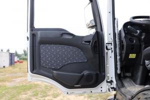 中國(guó)重汽 汕德卡SITRAK C5H重卡 310馬力 4X2 廂式 國(guó)五載貨車(chē)底盤(pán)(氣囊提升)(ZZ5176XXYM561GE1)