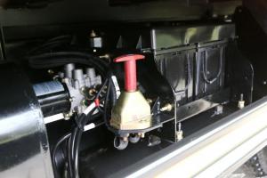 東風(fēng) 福瑞卡F15 170馬力 4X2 4.1米 國(guó)五 自卸車(chē)