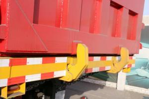 上汽紅巖 新金剛M500 430馬力 8X4 國(guó)五 平板自卸車(CQ3316HXVG426B)