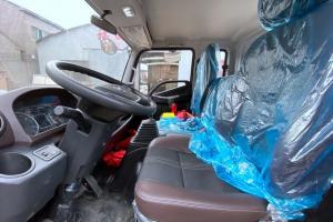 時(shí)代汽車(chē) 領(lǐng)航 高配版 130馬力 3.82米 國(guó)五 排半欄板輕卡載貨車(chē)(BJ1043V9PBA-BH)