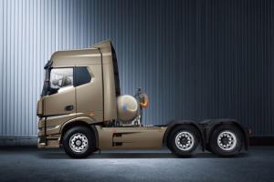 吉利遠(yuǎn)程 M100重卡 460馬力 6X4 國六 LNG牽引車(DNC4250GNK6)