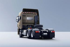 遠(yuǎn)程汽車 甲醇危險(xiǎn)品運(yùn)輸重卡 316kw 6×4 國(guó)六 牽引車(DNC4250GMW6)