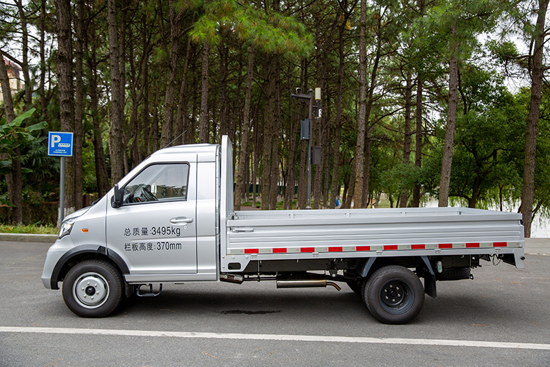 新龍馬汽車 啟騰N60 116馬力 4×2 國(guó)六 欄板載貨車 標(biāo)準(zhǔn)型（FJ1030BAC2）