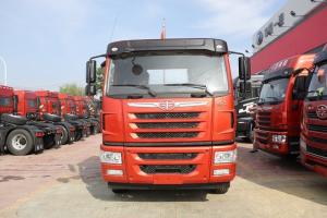 青島解放 悍VH 重卡 461馬力 6X4 國(guó)六 牽引車(chē)(CA4250P2K8T1NE6A80)