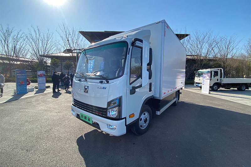 徐工漢馳 巨能星 140kW 4×2 純電動 單排載貨車（89kWh）