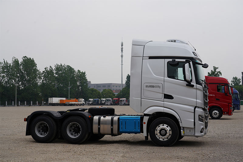北汽重卡 追夢(mèng) 520馬力 6×4 國(guó)六 牽引車(chē) 普貨版（BJ4250D6CP-02）