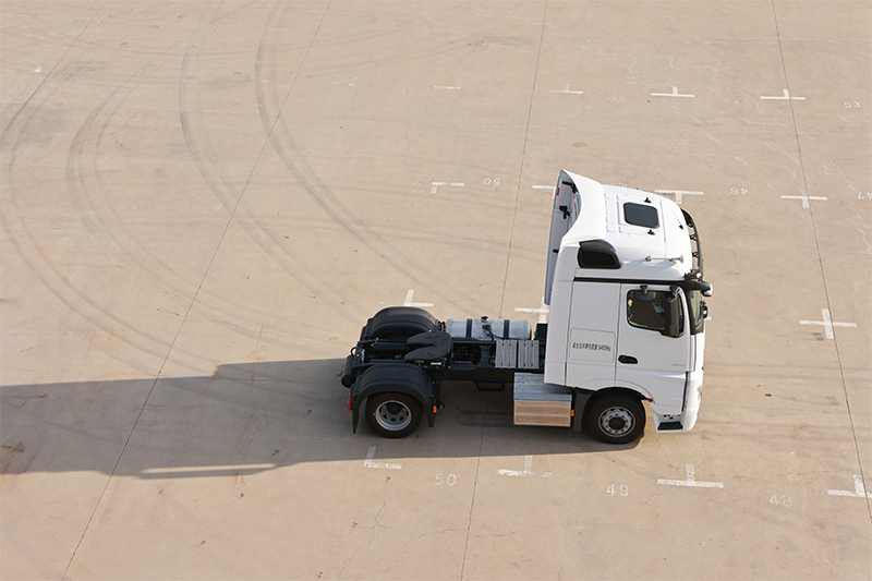 梅賽德斯-奔馳 Actros 1842 420馬力 6x4 國六 公路牽引車