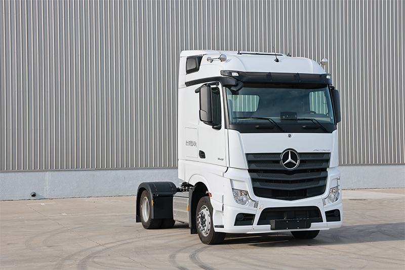 梅賽德斯-奔馳 Actros 1842 420馬力 6x4 國六 公路牽引車