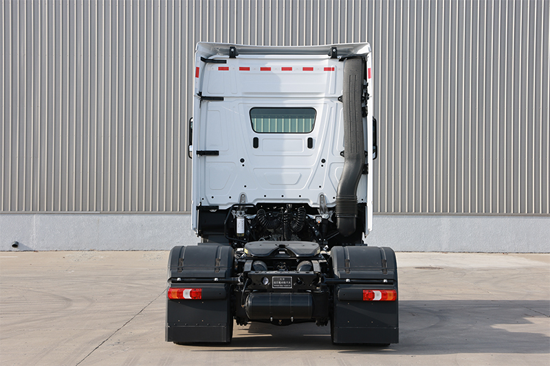 梅賽德斯-奔馳 Actros 1842 420馬力 6x4 國六 公路牽引車