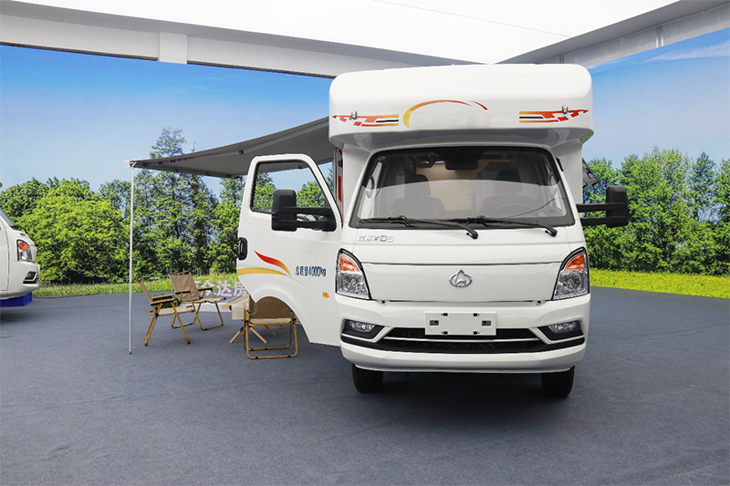 長安跨越 跨越者D5 4×2 115馬力 國六 自動擋 橫床 自行房車