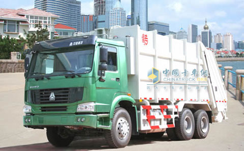 青專(zhuān)環(huán)衛(wèi)車(chē)