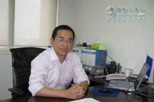 愛(ài)在陜汽：將卡車(chē)司機(jī)關(guān)愛(ài)活動(dòng)進(jìn)行到底