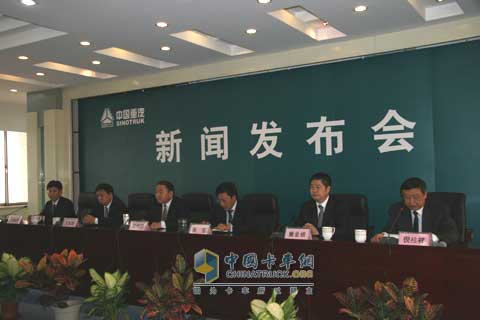 MAN宣布與中國(guó)重汽集團(tuán)簽署長(zhǎng)達(dá)七年的戰(zhàn)略合作協(xié)議