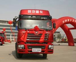 重卡日訂單突破600輛 陜汽搶占重卡市場(chǎng)