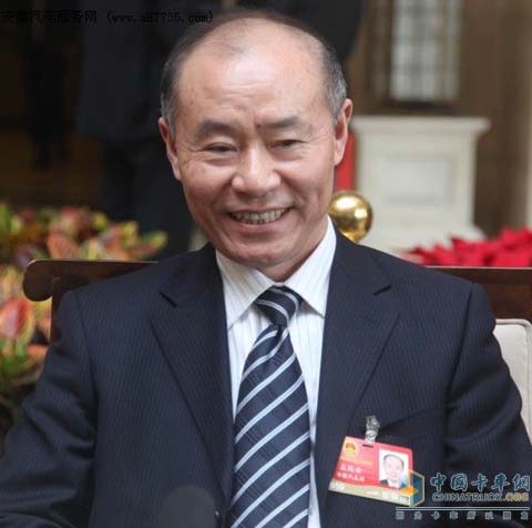 全國人大代表、江淮汽車集團(tuán)的董事長左延安