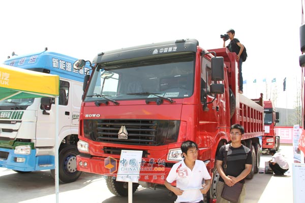 中國(guó)重汽HOWO 自卸車