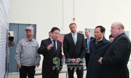 俄州長(zhǎng)一行訪問(wèn)福田汽車  意在俄投資建廠