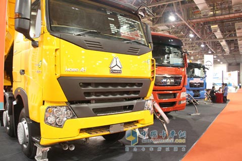 中國重汽和德國曼攜歐V產(chǎn)品亮相澳門車展